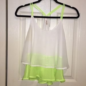 This is a beautiful neon green/ lime green top